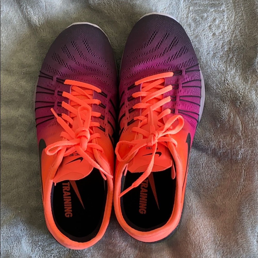 Nike Free Run TR 6 Multicolor Size (7.5)